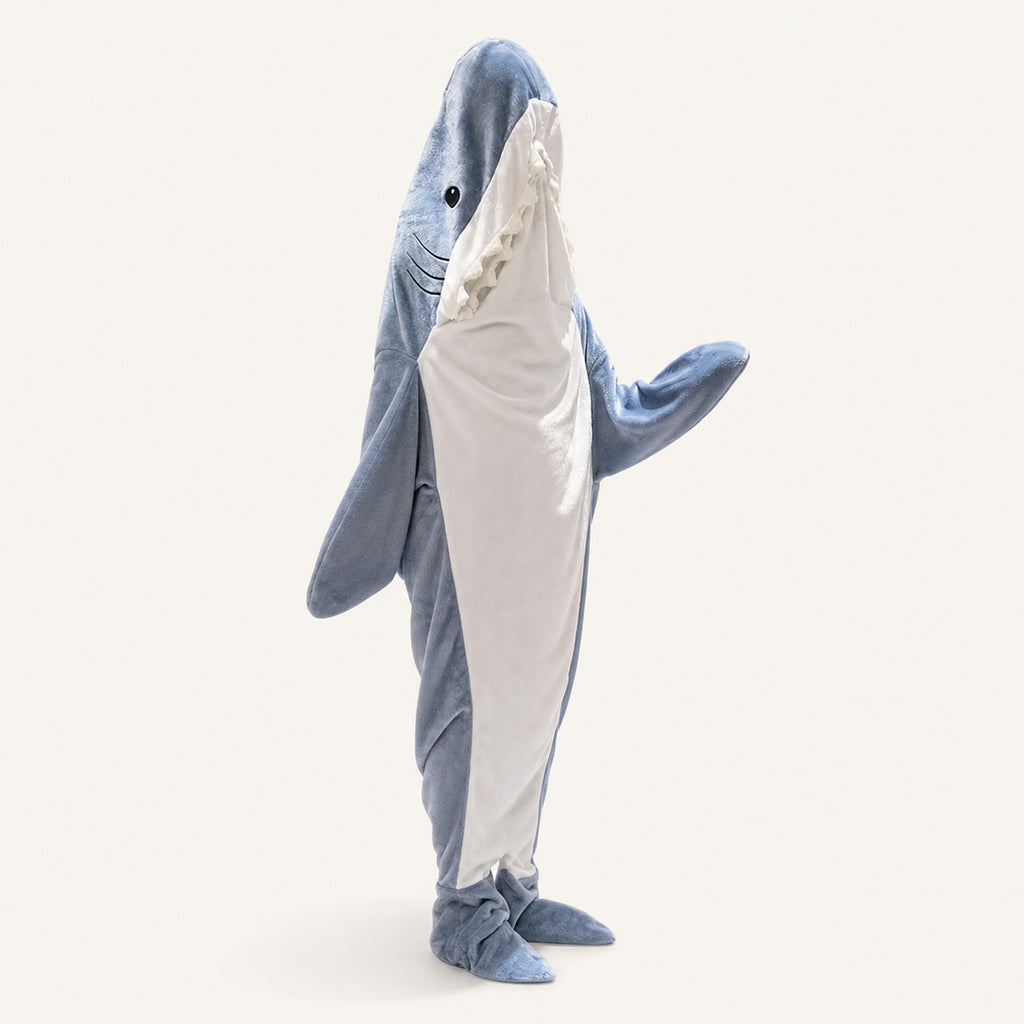 Leoxa shark kigurumi onesie — 03 second look (1)