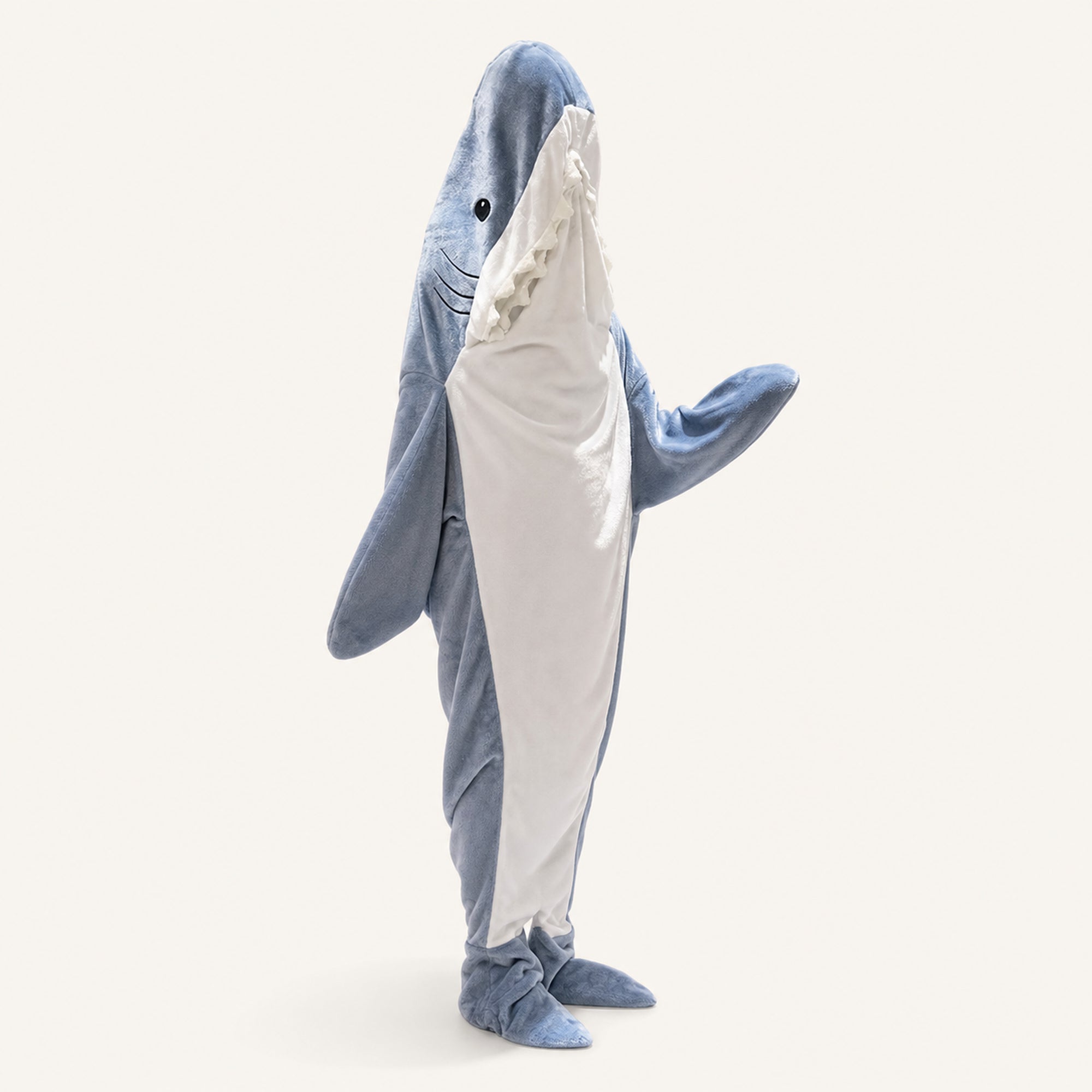 Leoxa shark kigurumi onesie — 03 second look (1)