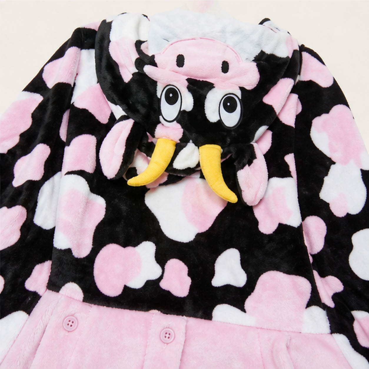 Pink Cow Character kigurumi onesie — 08 detail