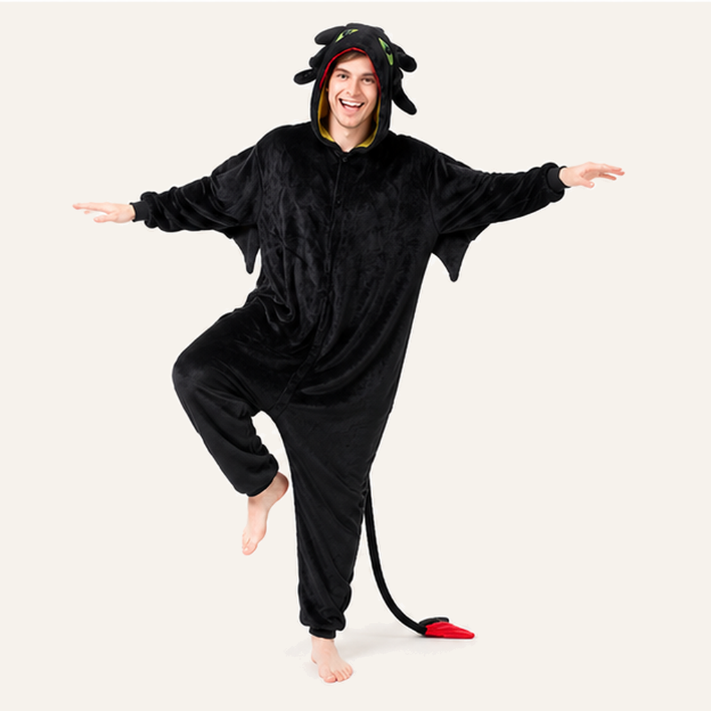 Toothless kigurumi onesie — 04 active studio